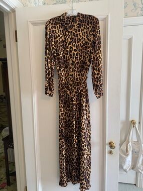 Alice + Olivia Leopard Print Long Sleeve Maxi Dress - Black & Brown